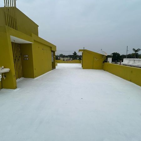Eagle Nest Residency Hotell Kottakuppam Eksteriør bilde