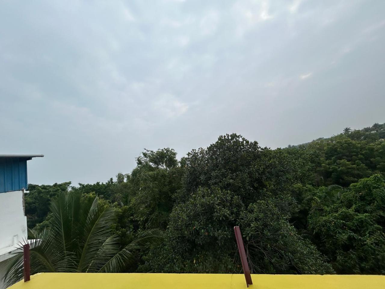 Eagle Nest Residency Hotell Kottakuppam Eksteriør bilde